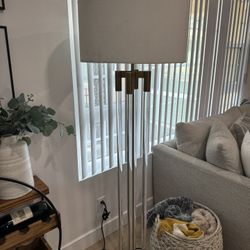CB2 Floor lamp 1 Lamp