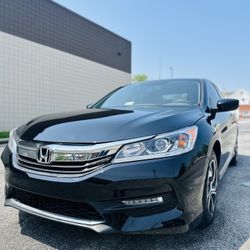 Black 2016 Honda Accord