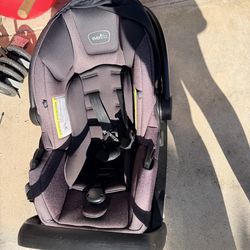 BABY CARSEAT