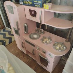 Children's Toy Kitchen