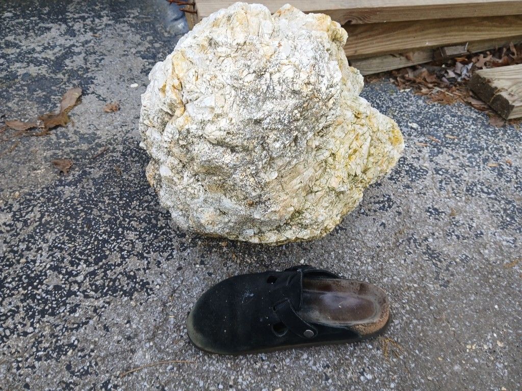 Large Garden Accent Rock