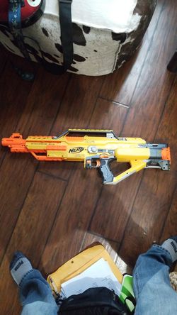 Stampede ecs nerf gun. Tested and working. Batteries not included.