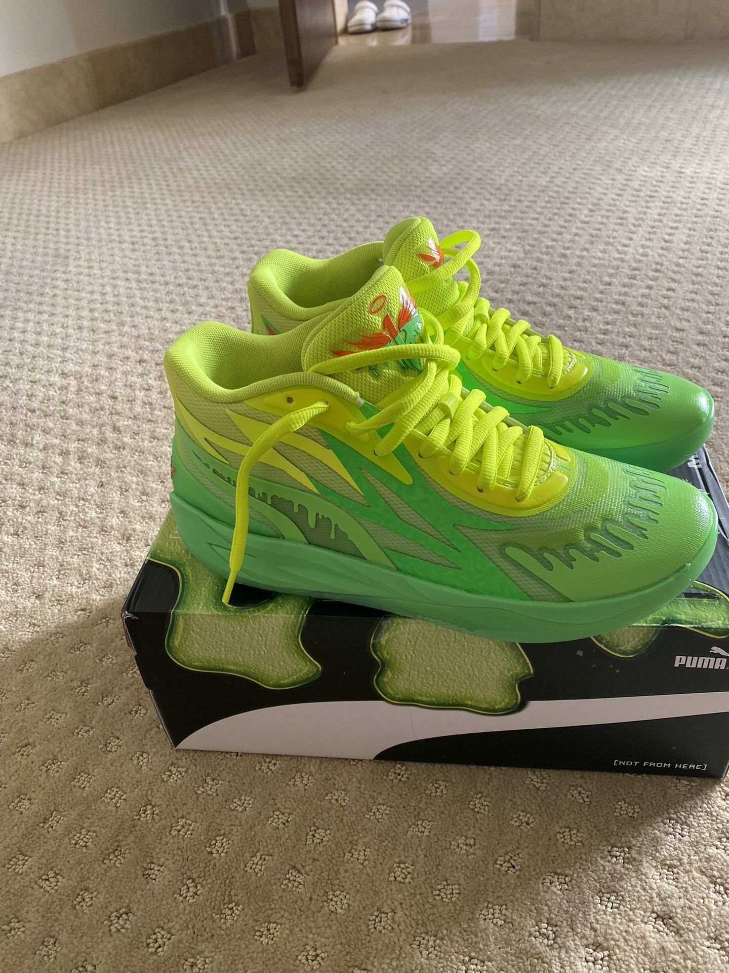 Lamelo Ball Nickelodeon Slime Shoes, Size 8, Green