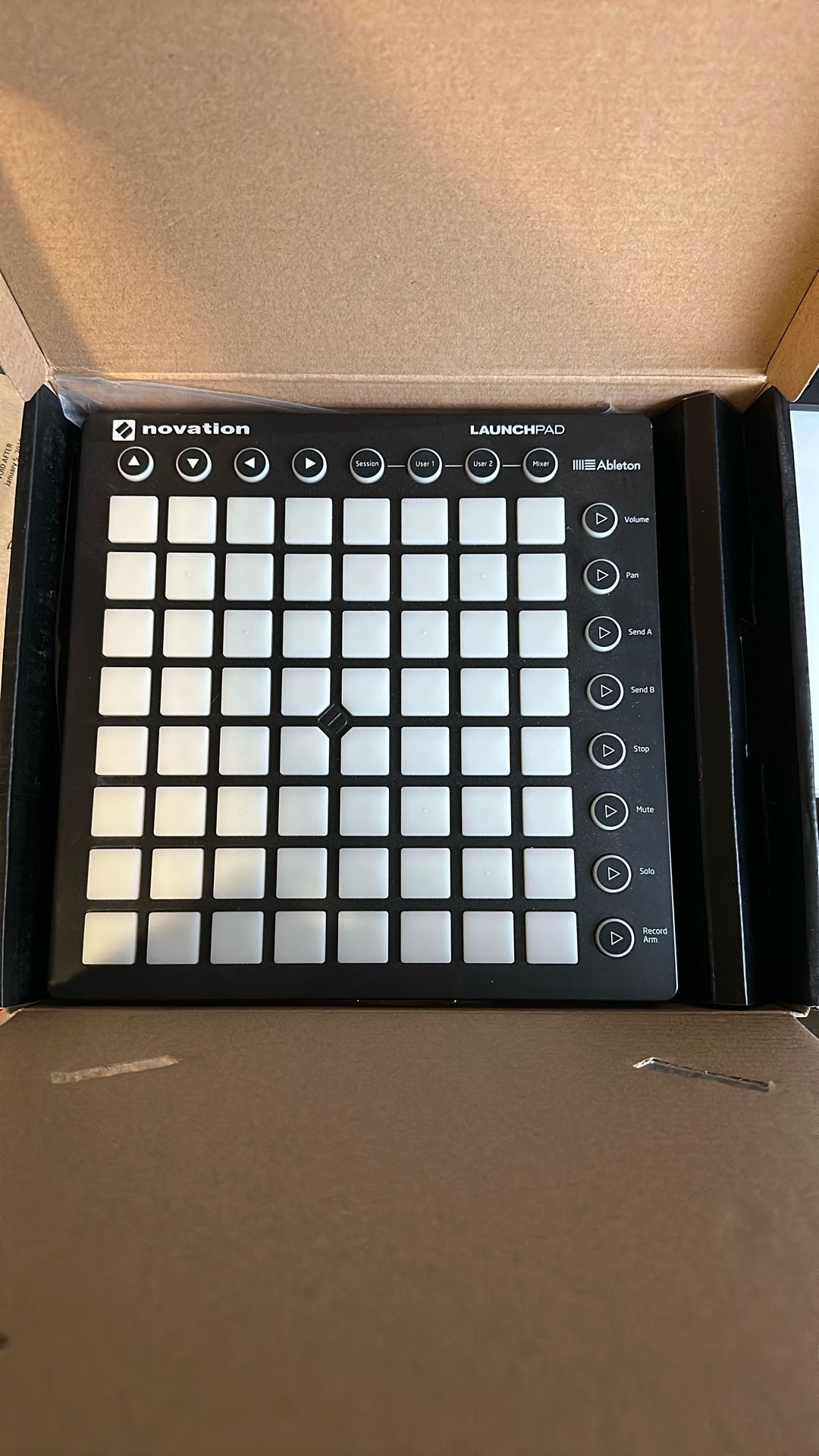 Novation Launchpad MK2