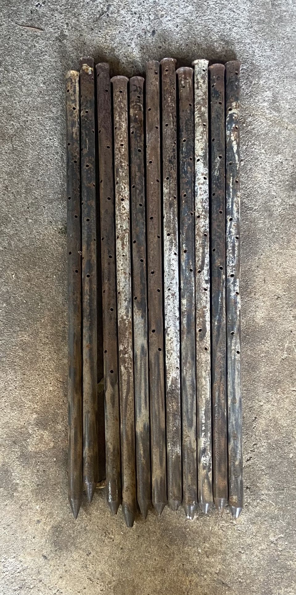 Metal concrete & Garden Stakes - Set of 11