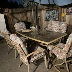Outdoor Table And Chairs With Cushions