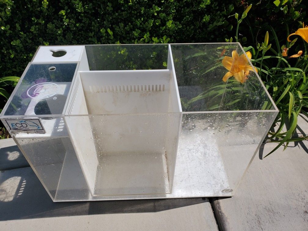 Eshopps AR-100 Aqua-Fuge Refugium Sump