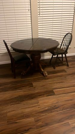 Dinning Table 