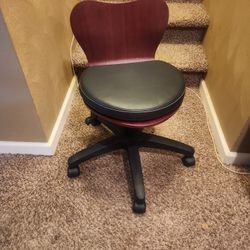 Continuum Pedicure Swivel Hydraulic Chair