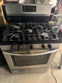 Frigidaire Gas Stove