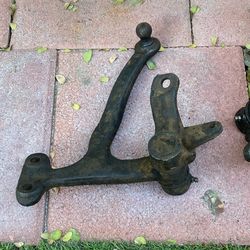1(contact info removed) Chevy Idler Arm . Needs Rebuild .