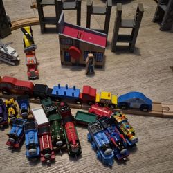 Thomas And Friends Train Bundle 