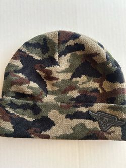 Airborne camouflage print knit hat, one size.