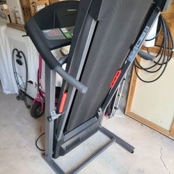 Weslo Fold Up Bluetooth Treadmill 