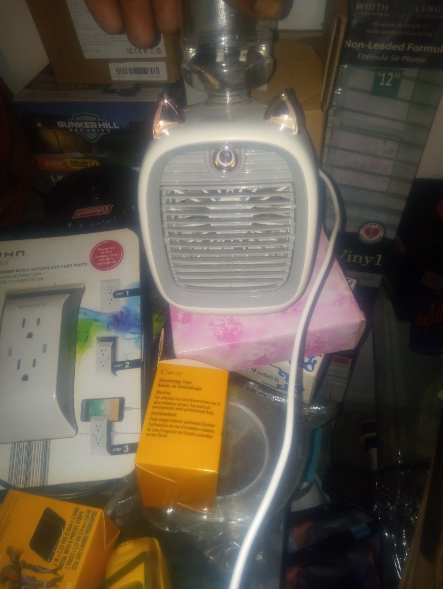 Mini Air Conditioner With USB Port For Charging 