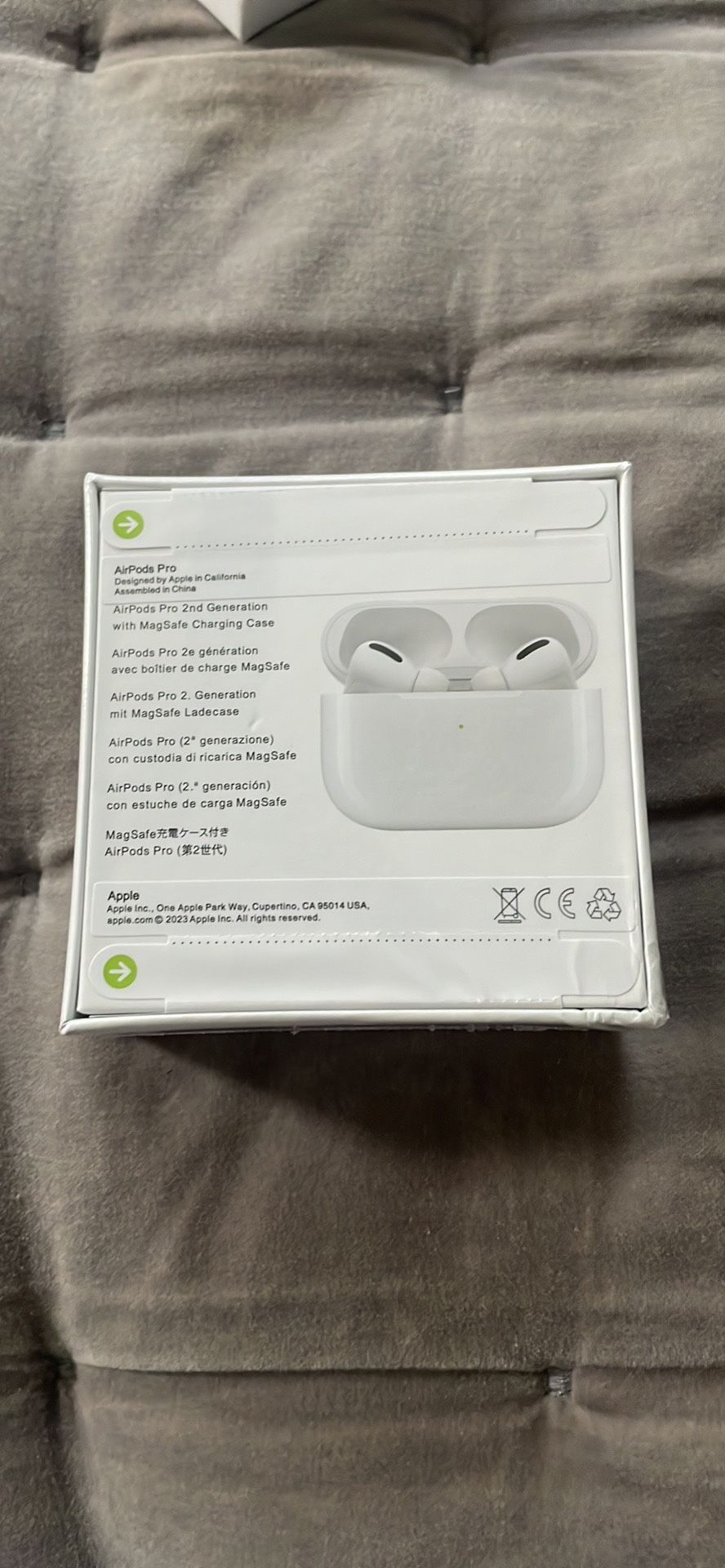AirPods Pro 2nd Gen with MagSafe Charging Case for Sale in Cumming, GA -  OfferUp