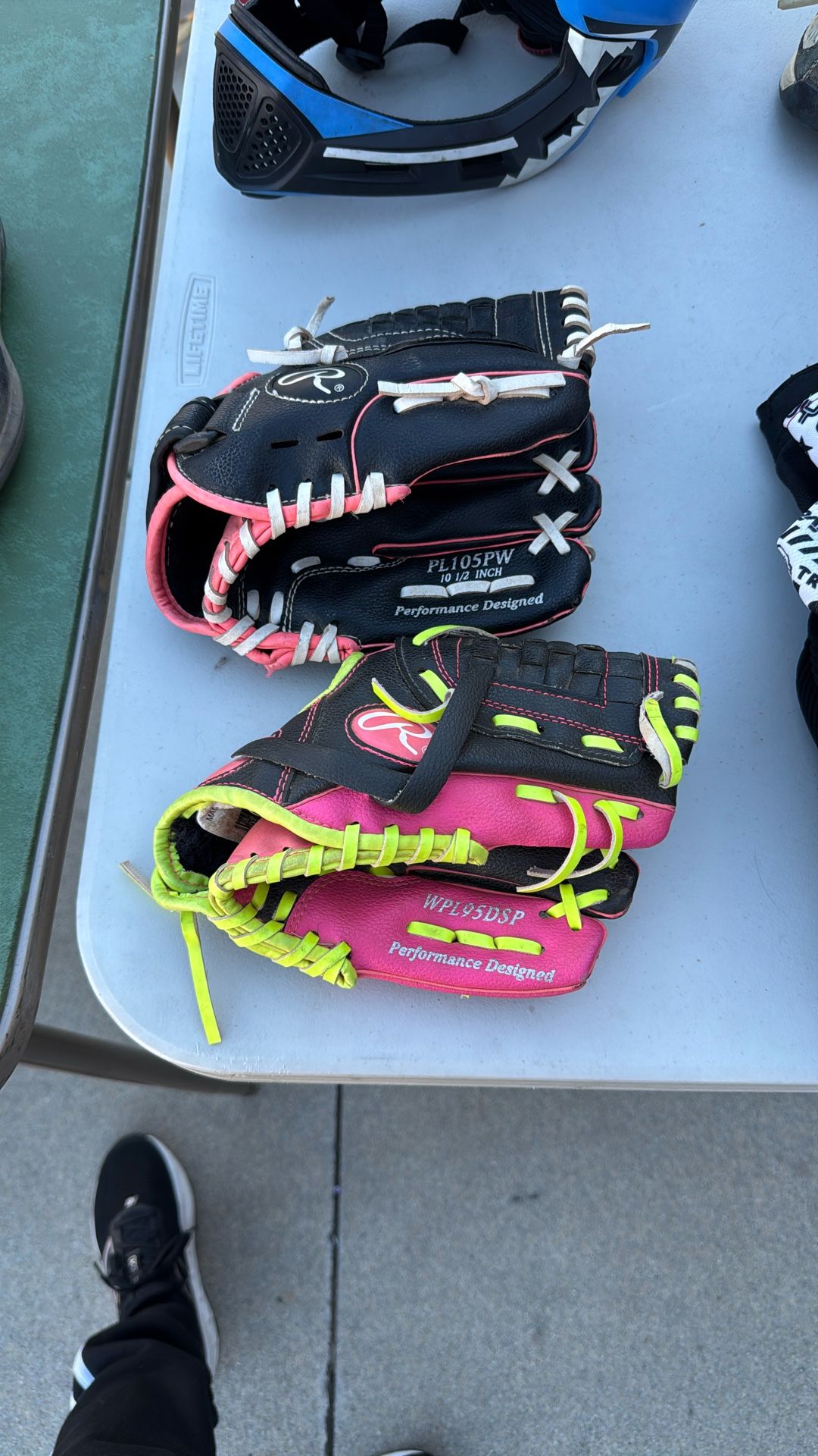 Girls baseball gloves