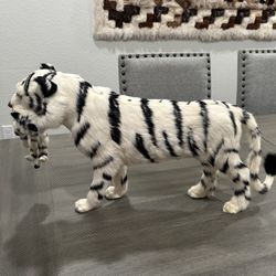 Handmade Decorative Tiger With Baby 
