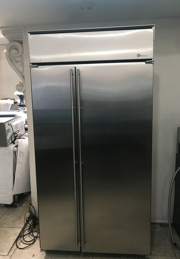 GE Monogram 42” refrigerator for Sale in Phoenix, AZ OfferUp