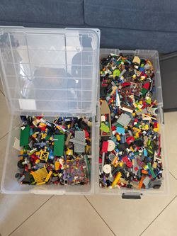60Lb of Lego Bulk