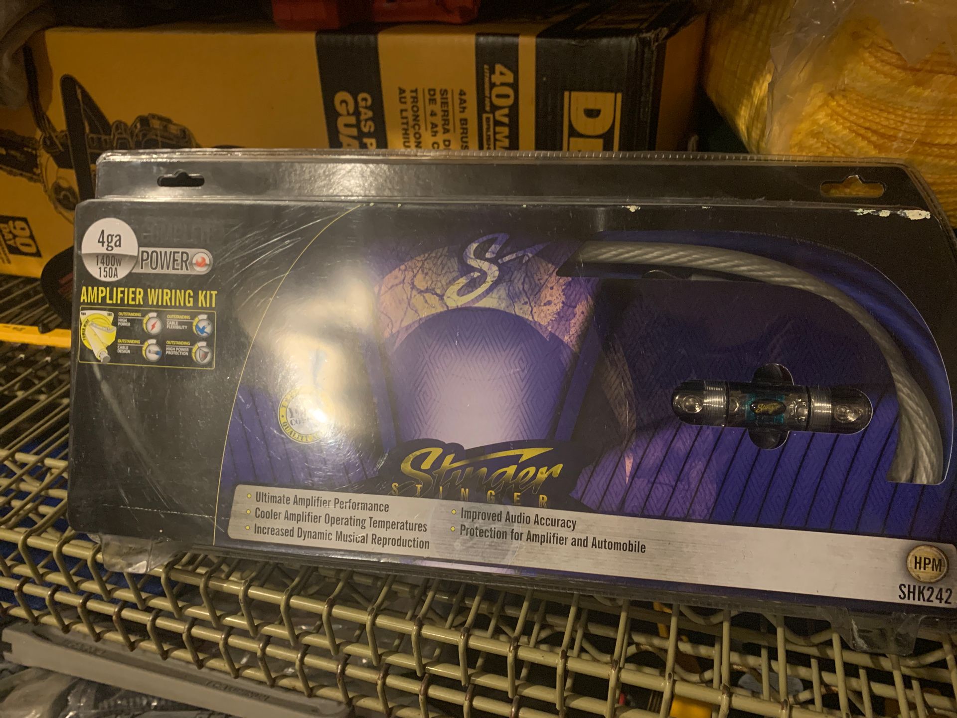 Amplifier wiring kit