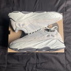 Yeezy 700