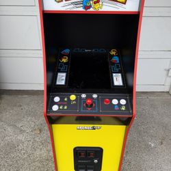 Arcade1Up - PAC-MAN Deluxe Arcade 
