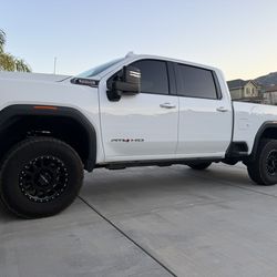 2023 GMC Sierra 2500 HD