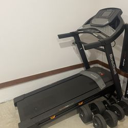 NordicTrack C700 Folding Treadmill