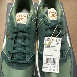 Reebok Unisex-Adult Ultra Flash Sneaker 