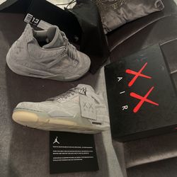 Air Jordan 4 “Kaws”