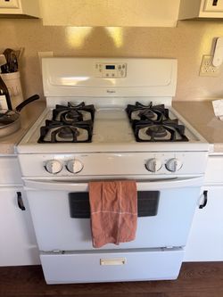 Whirlpool White Gas Range Stove