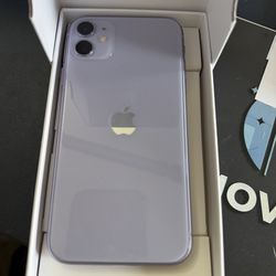 Iphone 11 64GB purple unlocked