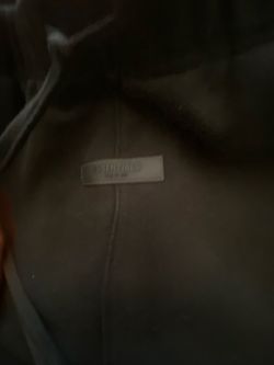 Essentials sweatpants size large fits lke a medium take trades as well