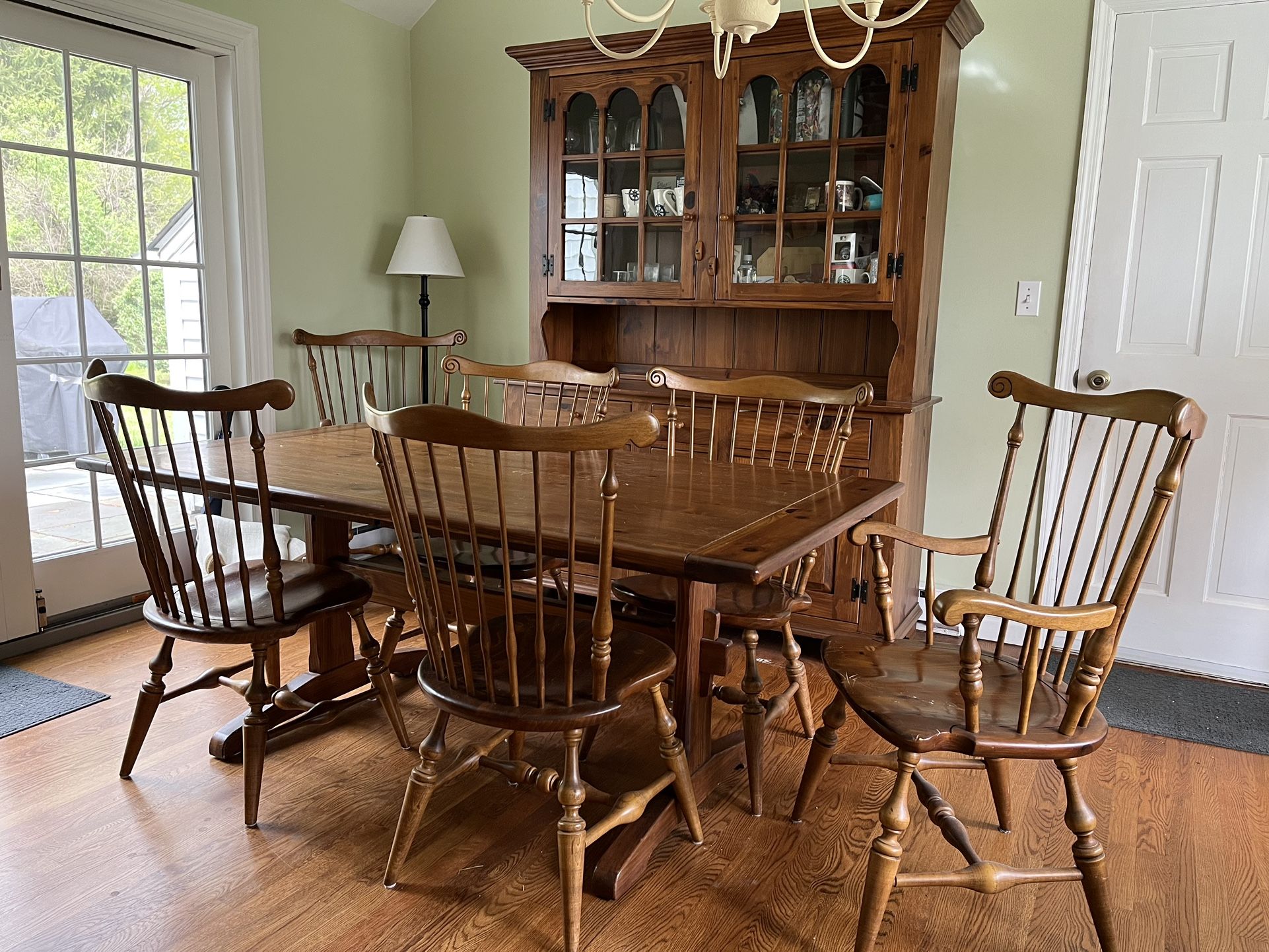 Vintage Antique Ethan Allen 8 Piece Maple Country Craftsman Dining Set - Table, 6 Chairs, Hutch, Dry Sink