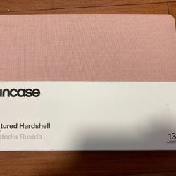 Incase Textured Hardshell Woolenex 13-inch MacBook Pro Thunderbolt 3 Blush Pink