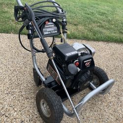 Commercial Honda Pressure Washer 