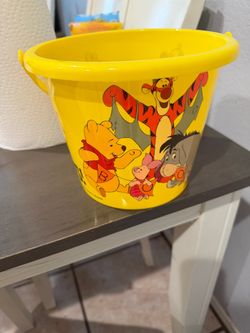 Winnie the Pooh Yellow Plastic Bucket