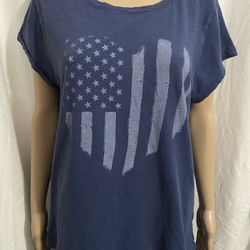 Blue Gap Heart-shaped USA flag T-shirt Size XLarge 