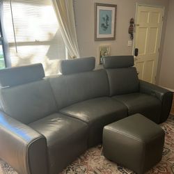 PREMIUM LEATHER COUCH FOR SALE $2,222