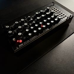 Moog DFAM w/ 4MS Pod 64 case