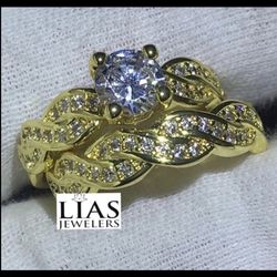 New 18k Yellow Gold Wedding Ring Set And His 