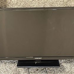 32” Element TV