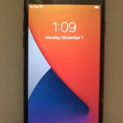 iPhone 7 32GB Unlocked For Any Carrier!