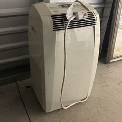 DeLonghi Standup Ac Unit - PAC C100 - Best offer