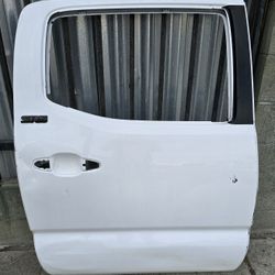 2016 2017 2018 2019 2020 2021 TOYOTA TACOMA RIGHT REAR PASSENGER DOOR