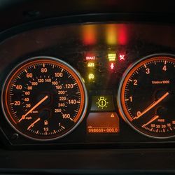 BMW E90 E92 330i 328i DASH SPEEDOMETER
