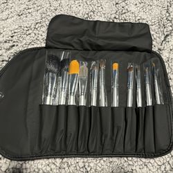 Make Up Brushes 