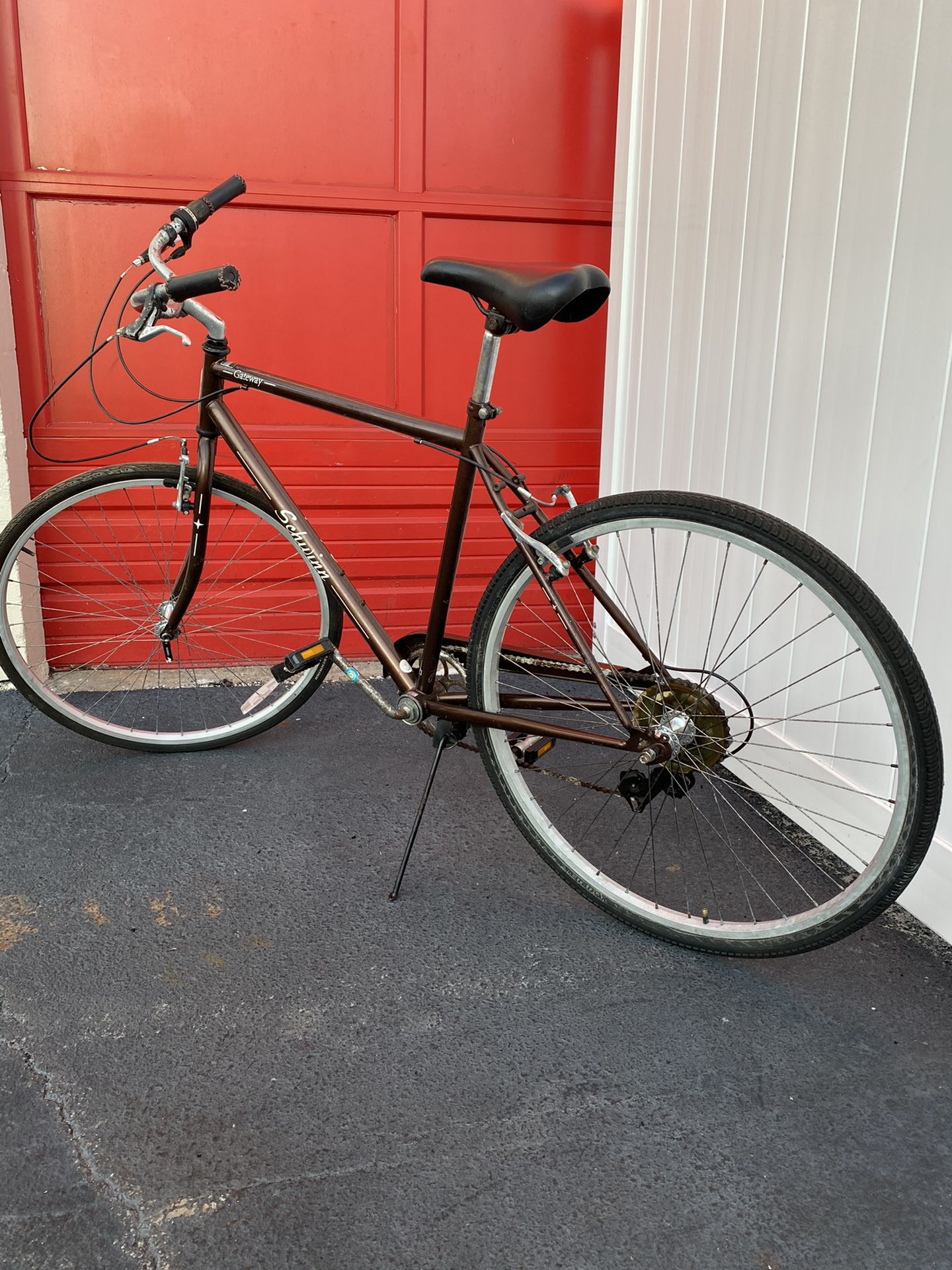 Schwinn Gateway Vintage Road Bike (26" inch wheel, 21-speed)