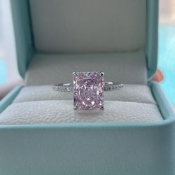 Brand New Sterling Silver 925 Ring With 3.3CT Crushed Ice Simulated Diamond (size 5,6,7,8,9)